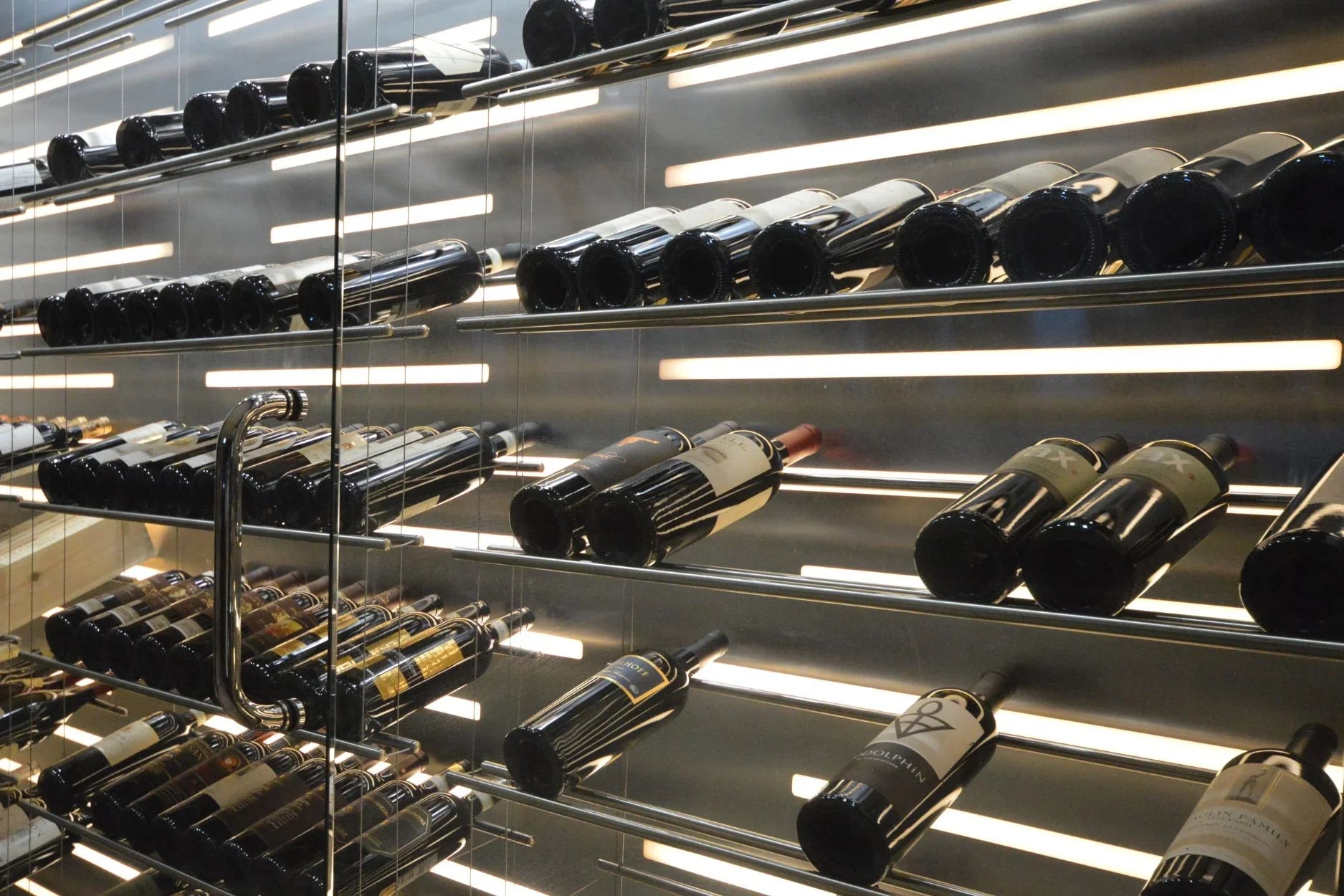 Label Line Cable Wine Display - Single Bottle Width Silver / Single Bottle Depth / 6'-Silver / Single Bottle Depth / 6'6"-Silver / Single Bottle Depth / 7'-Silver / Single Bottle Depth / 7'6"-Silver / Single Bottle Depth / 8' Genuwine Cellars Reserve