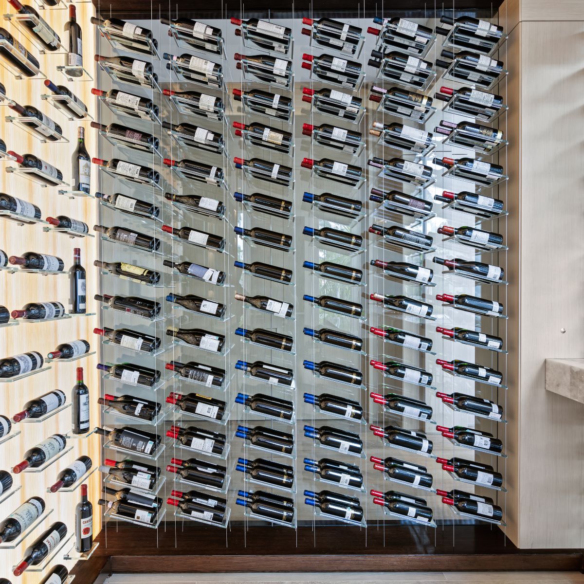 Glass wine rack floating Lumina collection