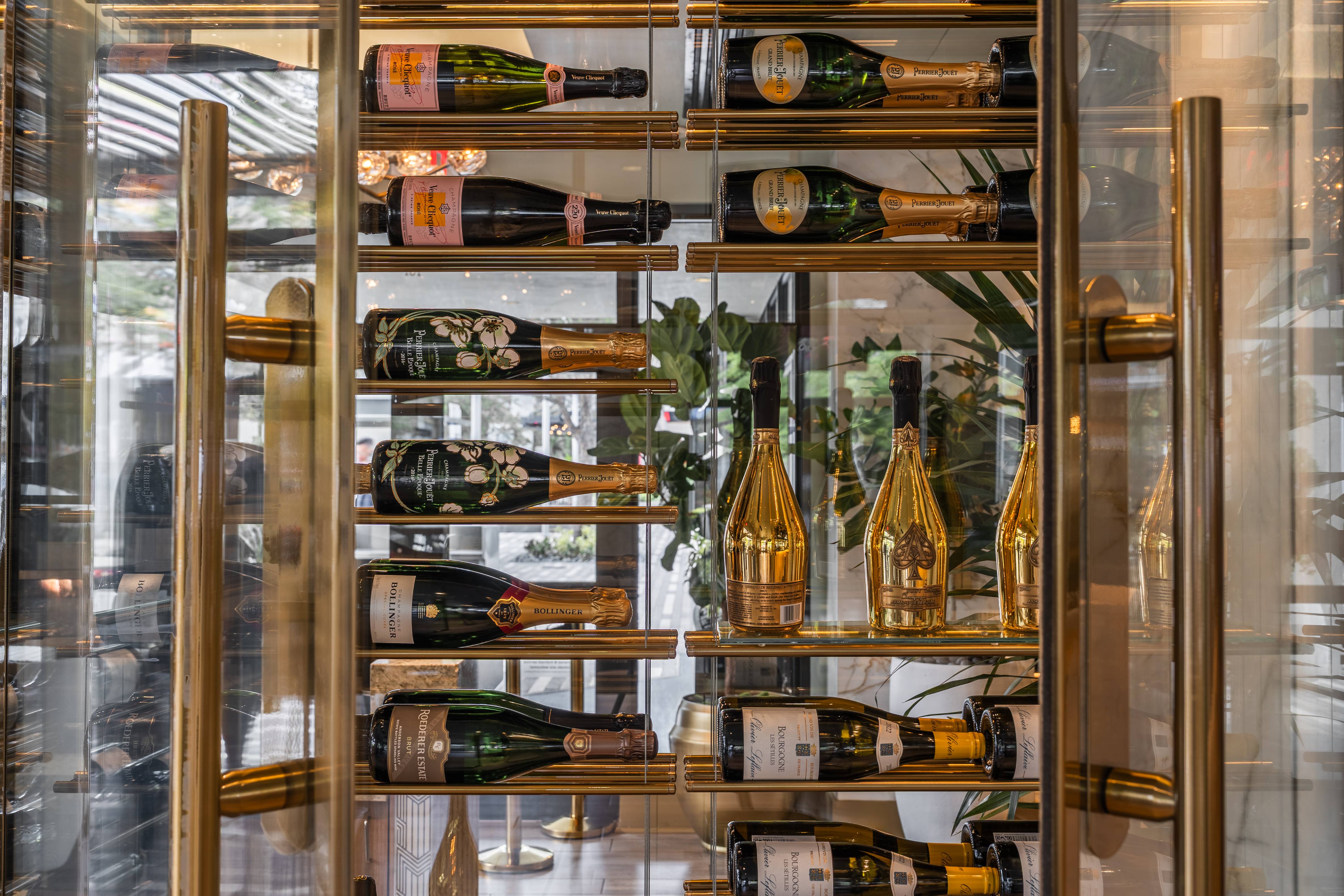 Professional Wine Storage Solutions for Restaurant Cellars